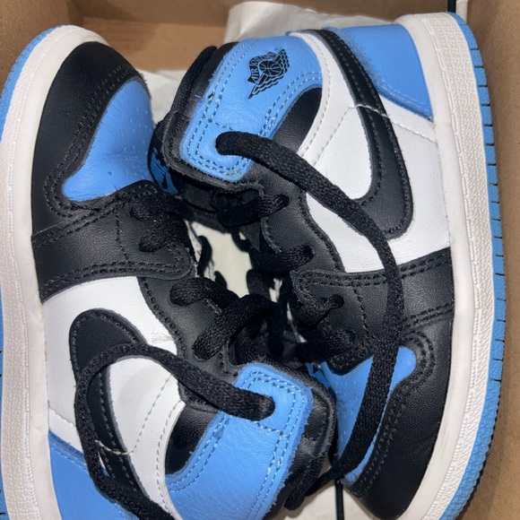 Jordan 1 high toddler - Picture 1 of 3